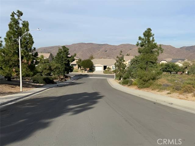 Corona, CA 92883,27830 Cirrus Circle