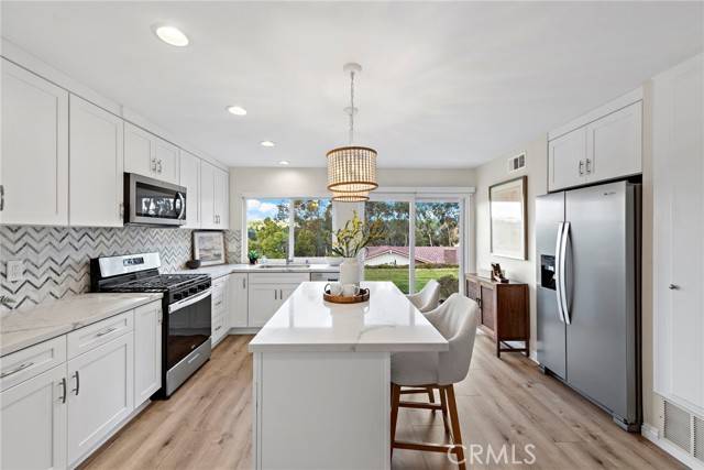 Mission Viejo, CA 92692,27841 Via Dario