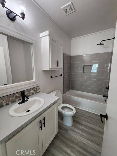 Anaheim, CA 92806,2627 E La Palma Avenue #99
