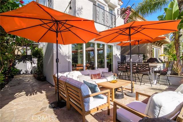 Huntington Beach, CA 92648,611 Frankfort Avenue