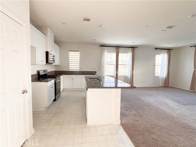 Ontario, CA 91761,3922 E Cambria Privado