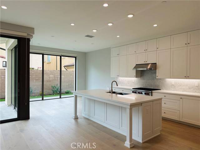 Irvine, CA 92602,216 Fiore