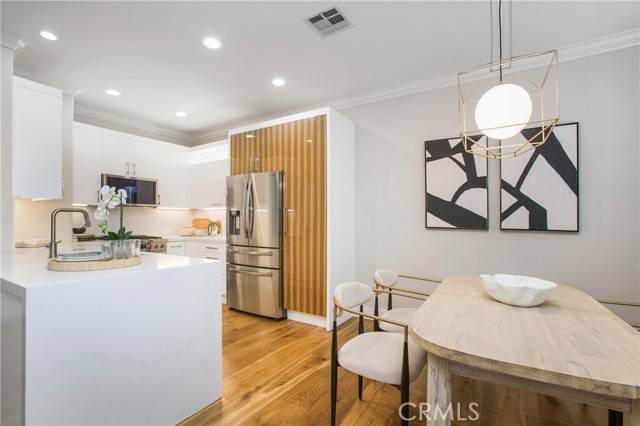 Costa Mesa, CA 92627,306 Canoe Pond
