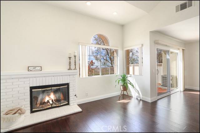 Lake Forest, CA 92630,21061 Jenner