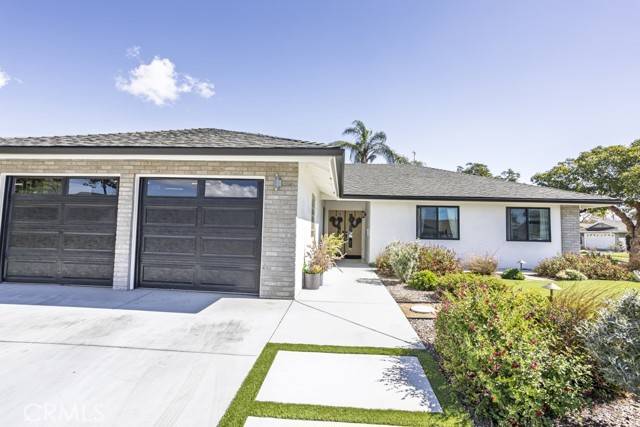 Santa Ana, CA 92705,2117 N Linwood Avenue