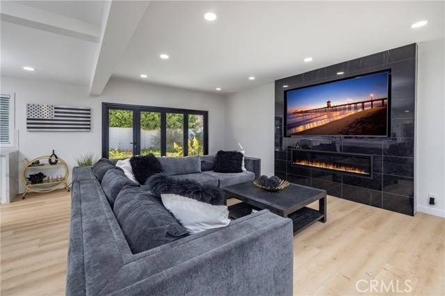 Huntington Beach, CA 92646,21091 Inferno Lane