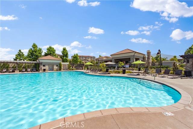 Lake Forest, CA 92610,907 Sunset Rdg