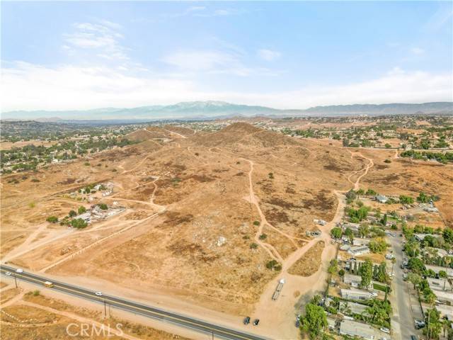 Perris, CA 92570,0 no address