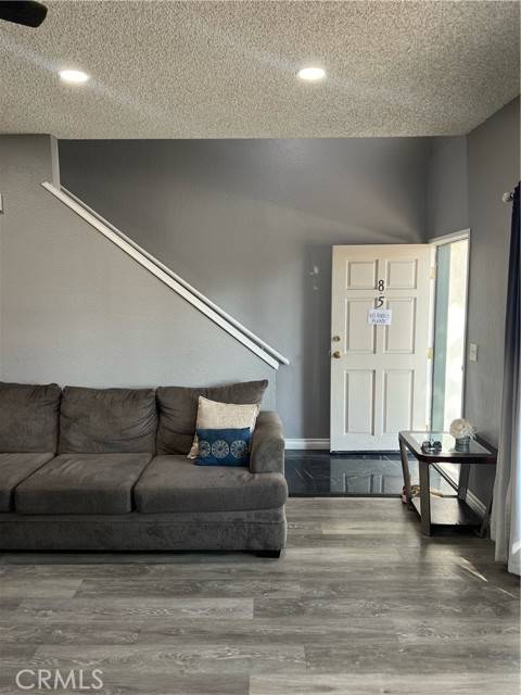 Lawndale, CA 90260,15111 Freeman Avenue #85
