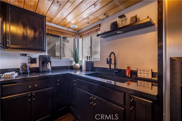 Running Springs, CA 92382,33417 Cedar Drive