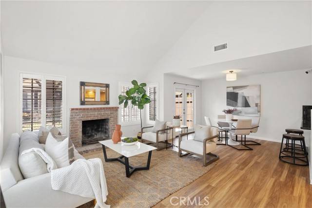 Costa Mesa, CA 92627,543 W Wilson Street #6