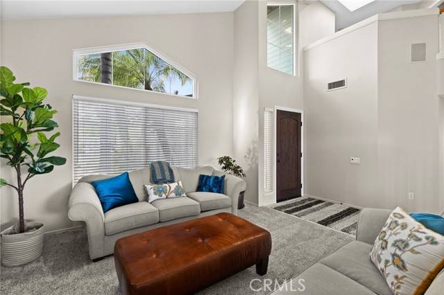 Laguna Niguel, CA 92677,17 Ridgerock