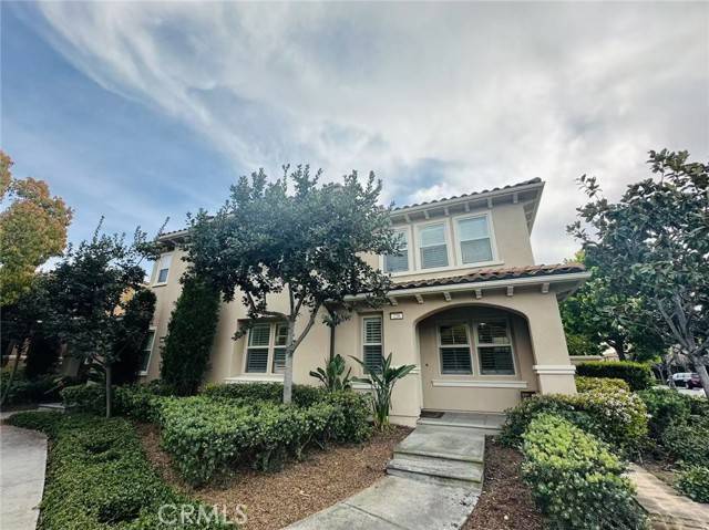 Irvine, CA 92620,220 Great Lawn