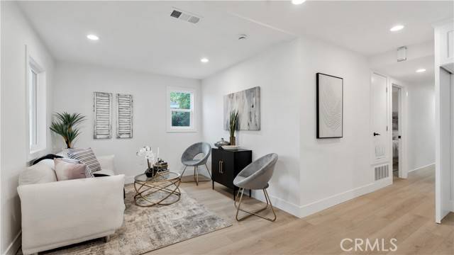 Alhambra, CA 91803,802 S Olive Avenue
