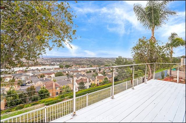 Aliso Viejo, CA 92656,22 Cameo Drive