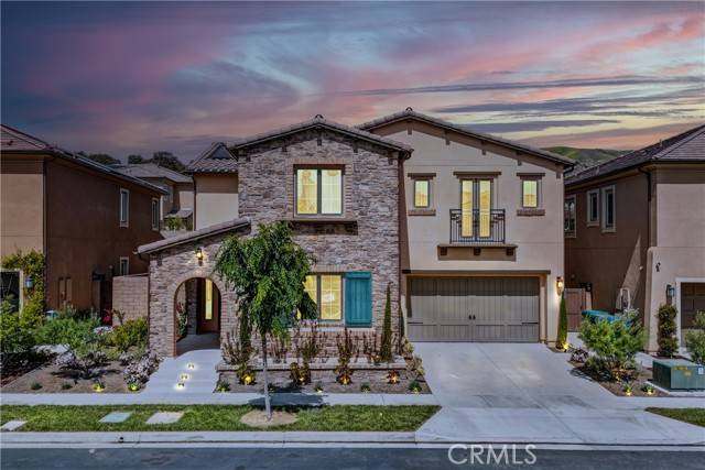 Irvine, CA 92602,63 Poncho
