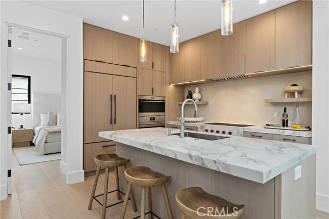 Corona Del Mar, CA 92625,506 Avocado Avenue