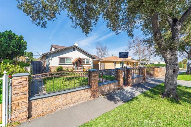 Santa Ana, CA 92707,1206 S Towner Street