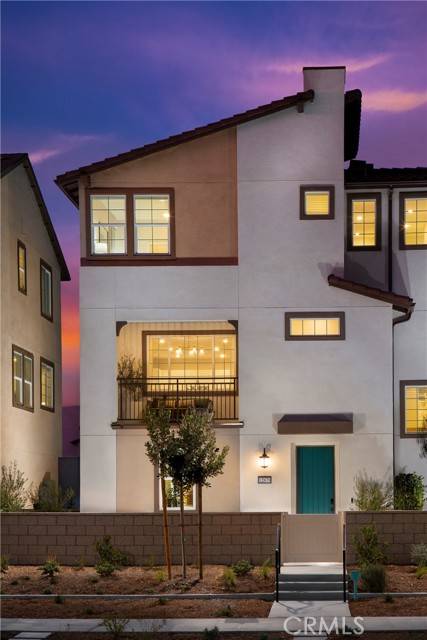 Eastvale, CA 92880,12776 Sila Way
