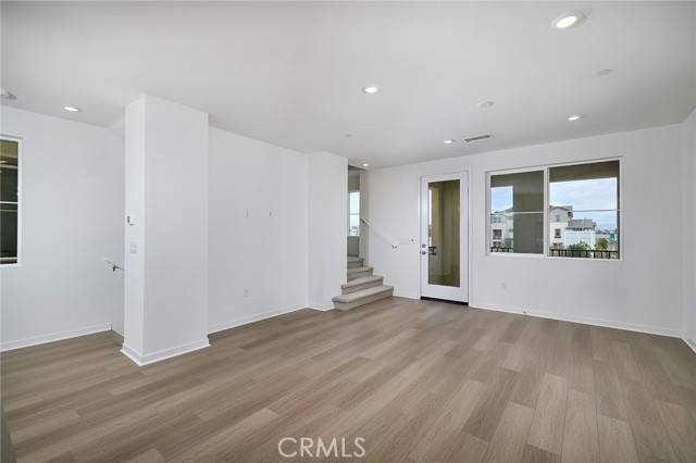 Eastvale, CA 92880,6046 Fairfax Drive
