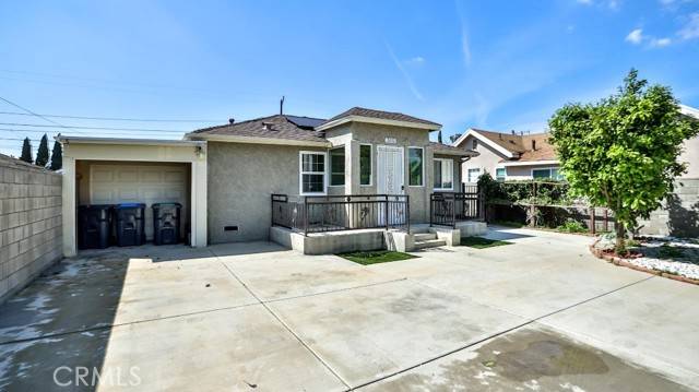 Santa Ana, CA 92703,310 N Bewley Street