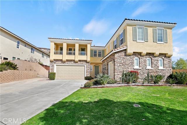 Riverside, CA 92503,16648 Pinnacle Peak Court