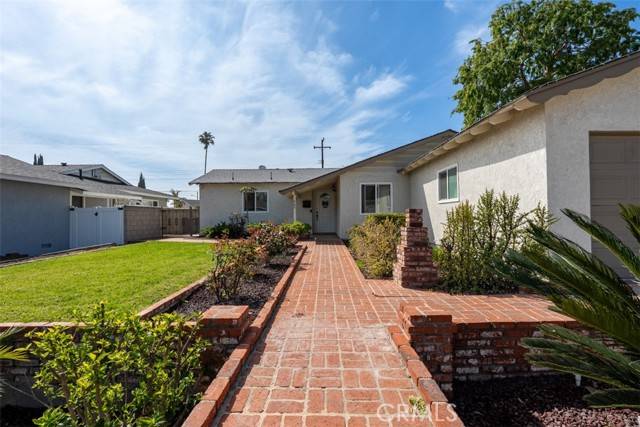 La Habra, CA 90631,660 Buena Vista Avenue