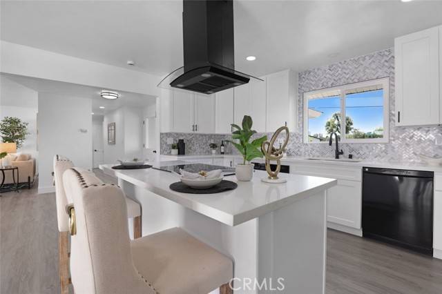 North Tustin, CA 92705,18211 Fairhaven Avenue