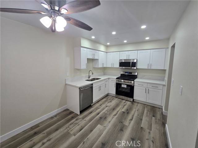 Huntington Beach, CA 92648,220 12th Street #7