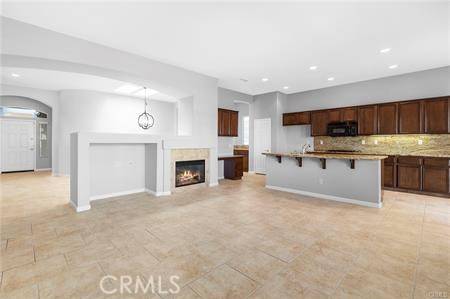 Corona, CA 92883,23897 Fawnskin Drive