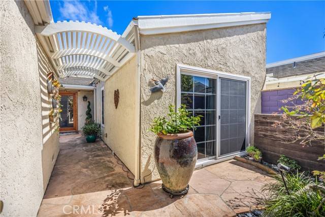 Laguna Niguel, CA 92677,22876 Montalvo Road
