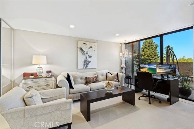 Laguna Woods, CA 92637,24055 Paseo Del Lago #107