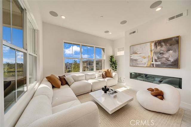 San Juan Capistrano, CA 92675,26384 Paseo Lluvia