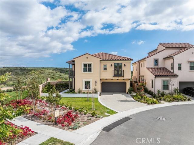 Irvine, CA 92618,200 Canterybury