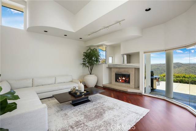 Laguna Beach, CA 92651,1569 Skyline Drive