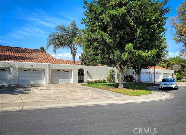 Laguna Woods, CA 92637,5487 paseo del lago #c