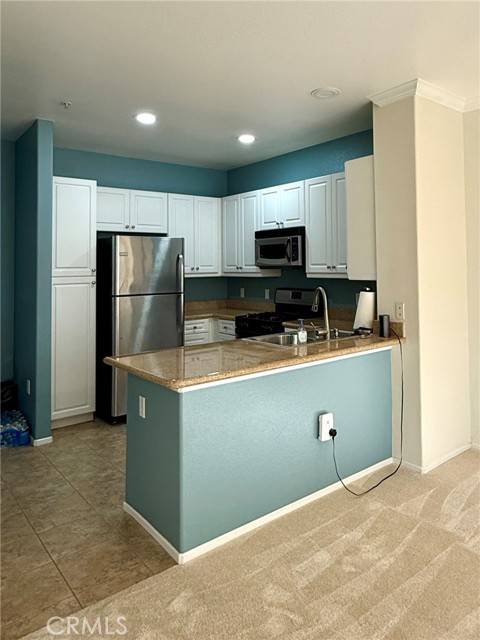 Irvine, CA 92612,3201 Watermarke Place