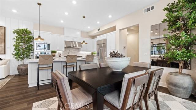 Irvine, CA 92618,183 Sawbuck