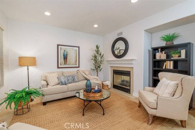 Ladera Ranch, CA 92694,72 Orange Blossom