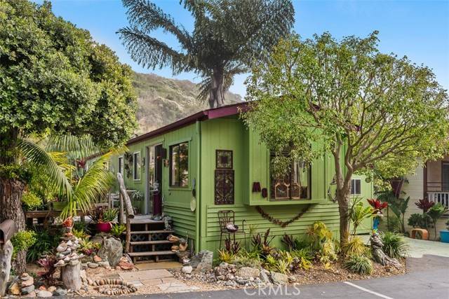 Laguna Beach, CA 92651,30802 Coast #M8
