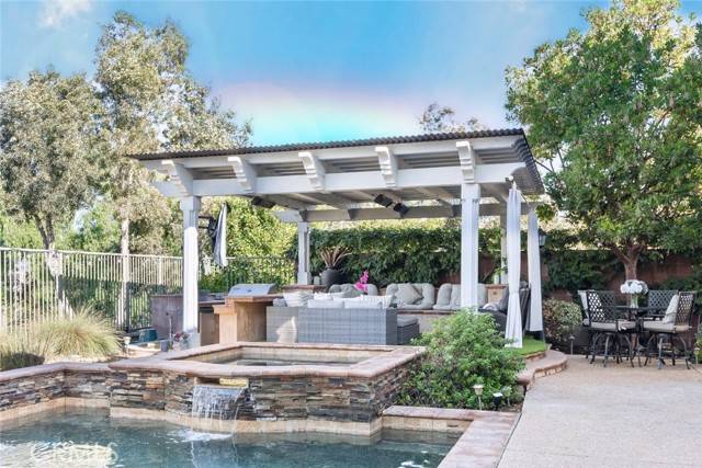 Ladera Ranch, CA 92694,33 Craftsbury Place