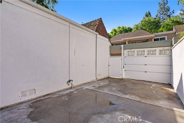 Laguna Hills, CA 92653,22085 Caminito Amor