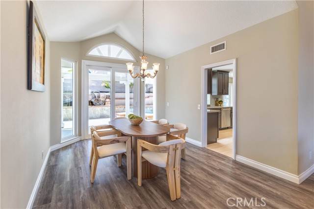 Yorba Linda, CA 92887,20420 Via Canarias