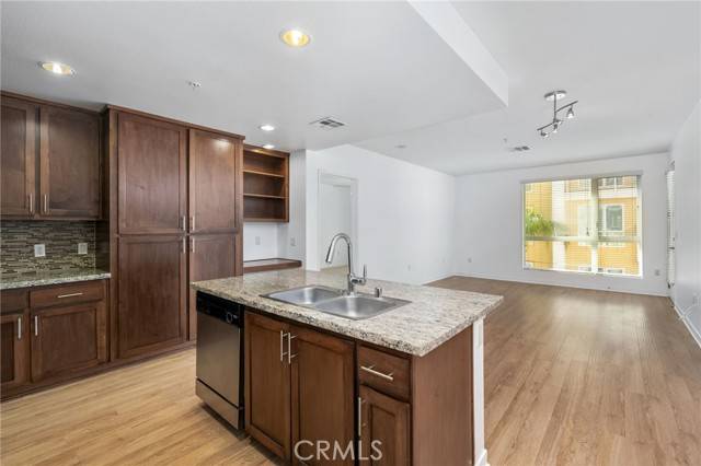 Woodland Hills, CA 91367,21301 Erwin Street #413