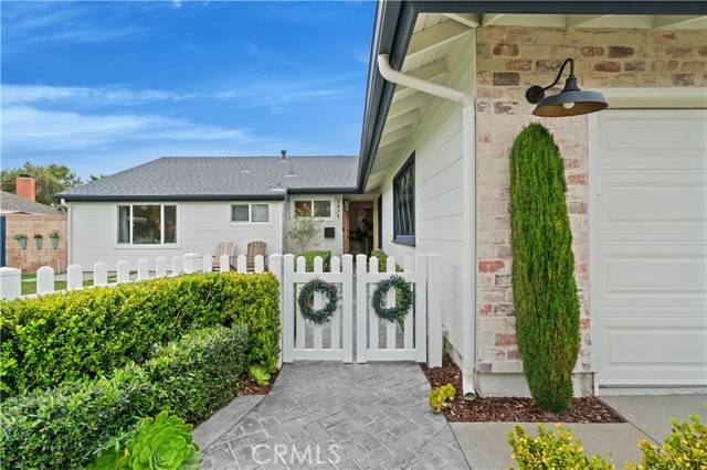Costa Mesa, CA 92626,2879 Regis Lane