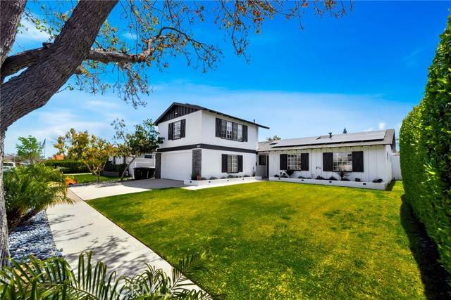 Costa Mesa, CA 92626,587 Traverse Drive