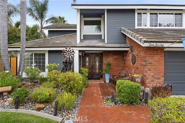 Anaheim Hills, CA 92807,1060 S Pine Canyon Circle