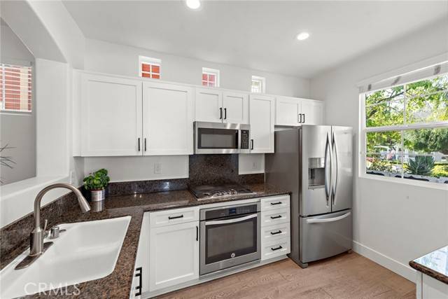 Ladera Ranch, CA 92694,4 Lindenwood Farm