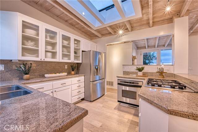 Laguna Beach, CA 92651,22311 3rd Avenue