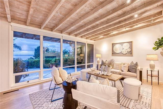 Laguna Beach, CA 92651,22311 3rd Avenue